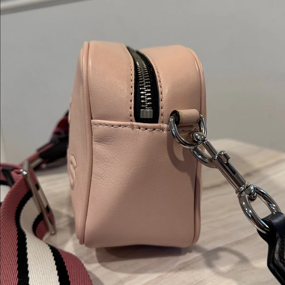 Marc Jacobs Bag Flash Pink Leather Camera Crossbody - Picture 6 of 17